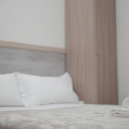 Suite 241 Катания Екстериор снимка