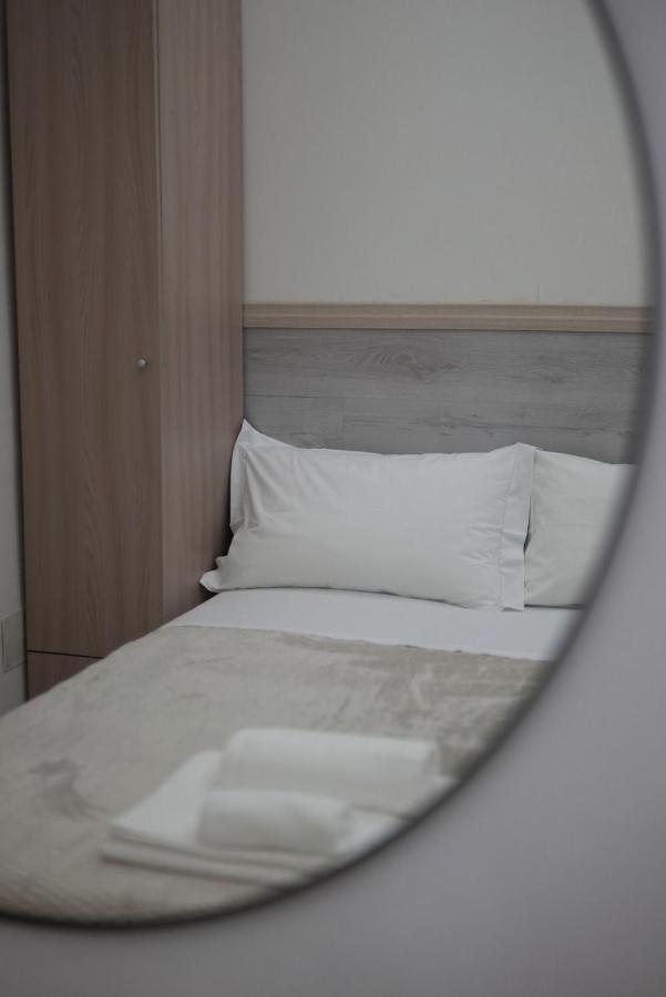 Suite 241 Катания Екстериор снимка