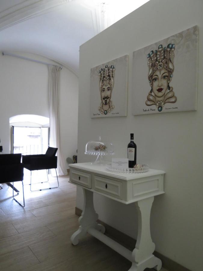 Suite 241 Катания Екстериор снимка
